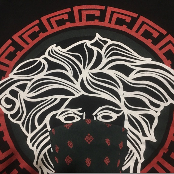 Crooks and Castles "Greco Medusa" Red, White & Black Size Large - Picture 2 of 5